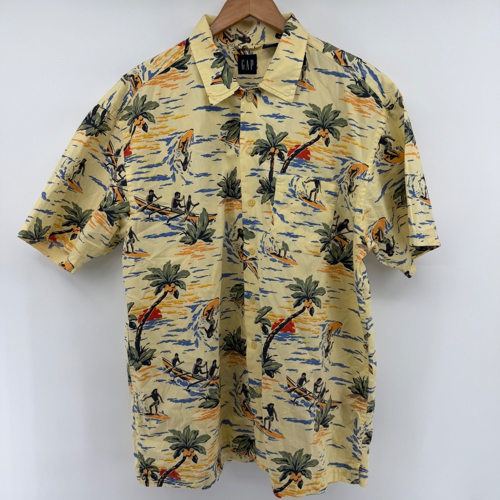 GAP Men Large Yellow Tropical Island Surfer Print Cotton Short Sleeve Shirt VTG